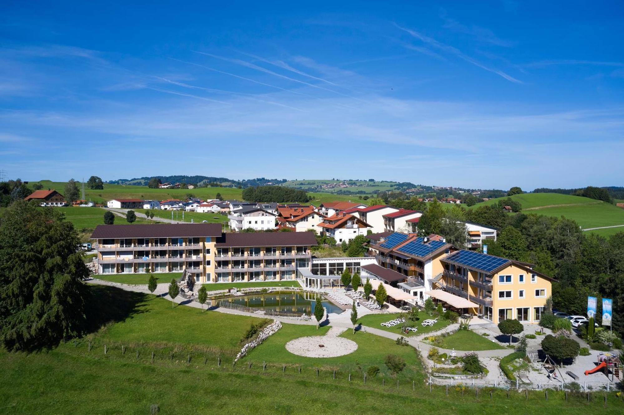 Nesselwanger Hof Hotel Exterior photo