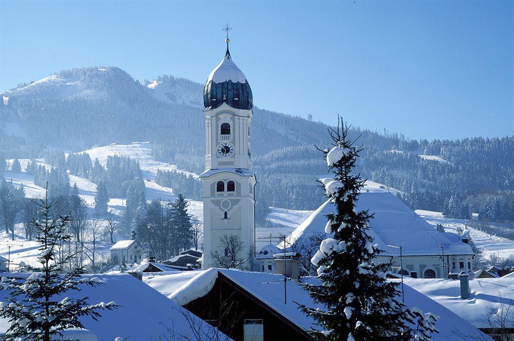 Nesselwanger Hof Hotel Exterior photo